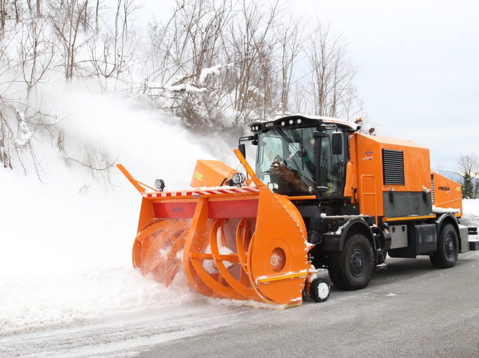 FOTO4-da-aggiungere-su-Snow-Blowers-scaled